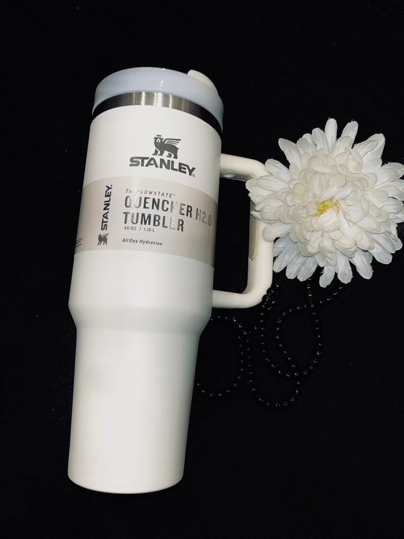 Elegul Stanley Classic Tumbler – White | Premium Hot & Cold Stainless Steel Cup